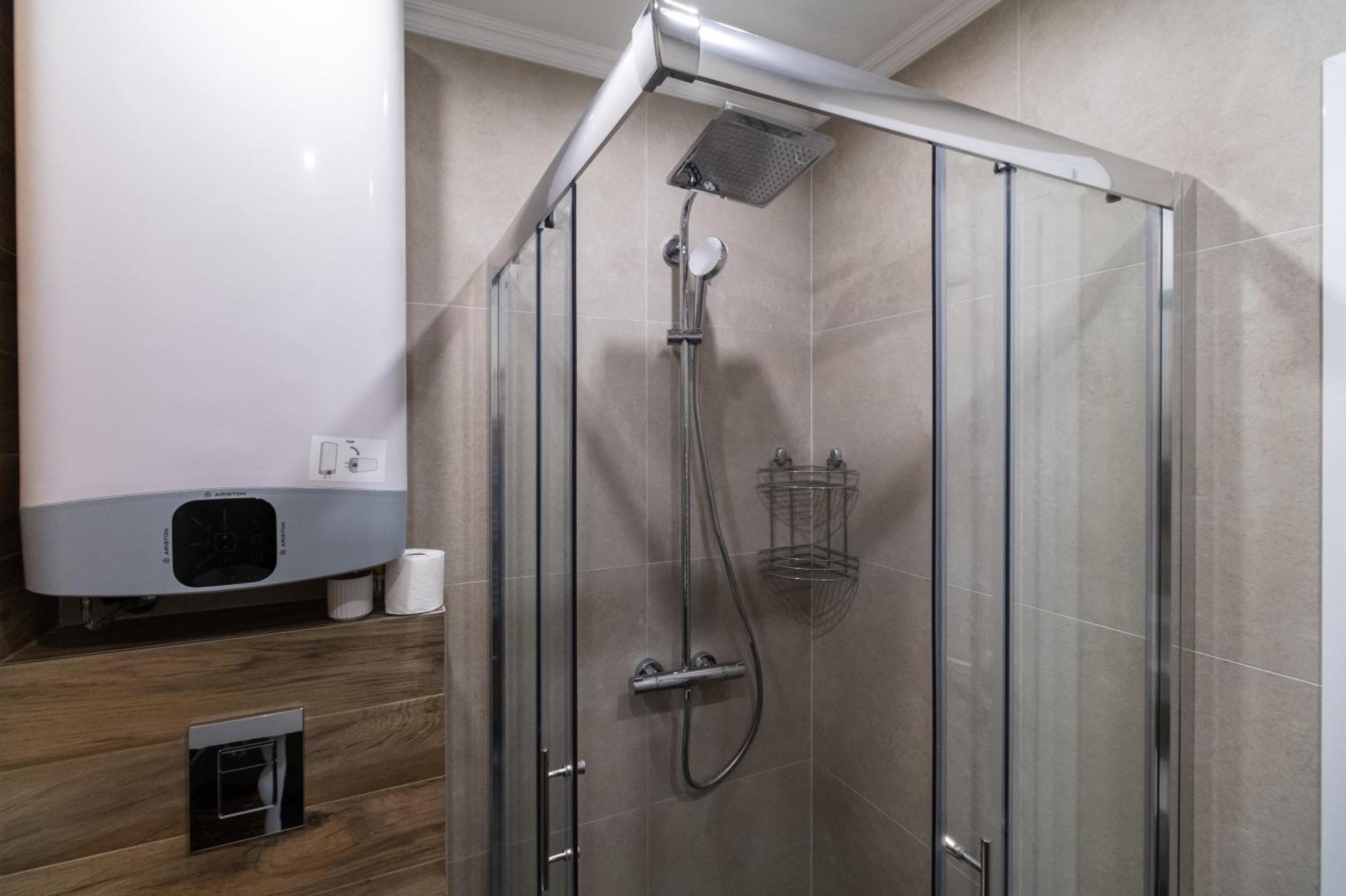 Modern 1-Bedroom Apartments พลอฟดิฟ ภายนอก รูปภาพ
