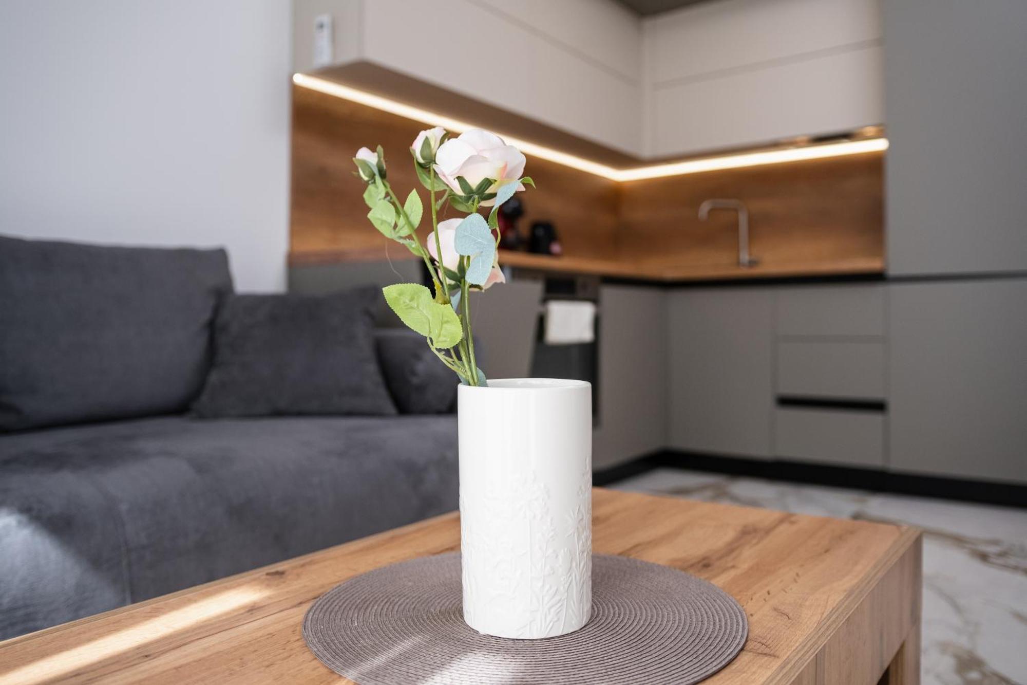 Modern 1-Bedroom Apartments พลอฟดิฟ ภายนอก รูปภาพ