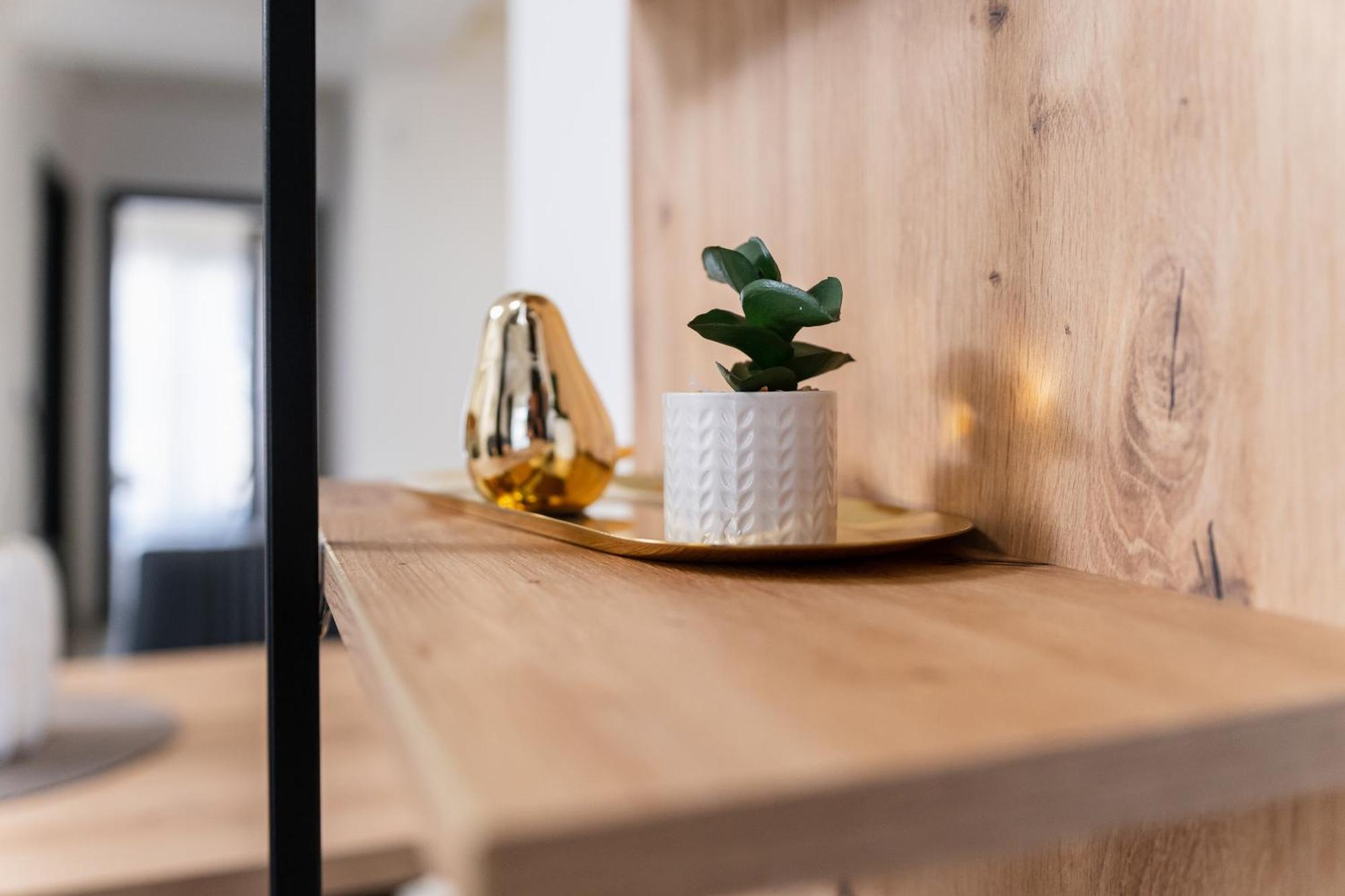 Modern 1-Bedroom Apartments พลอฟดิฟ ภายนอก รูปภาพ