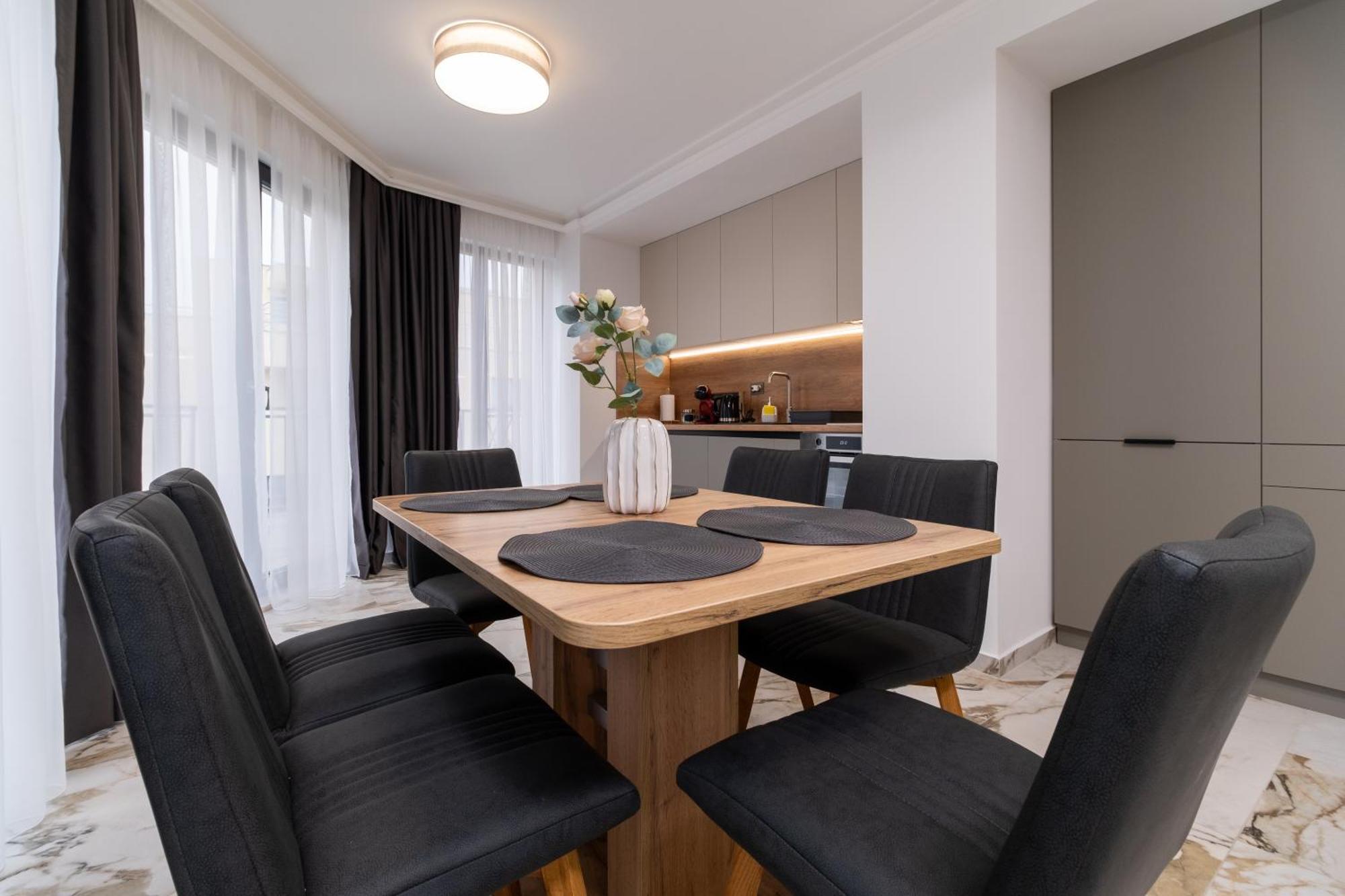 Modern 1-Bedroom Apartments พลอฟดิฟ ภายนอก รูปภาพ