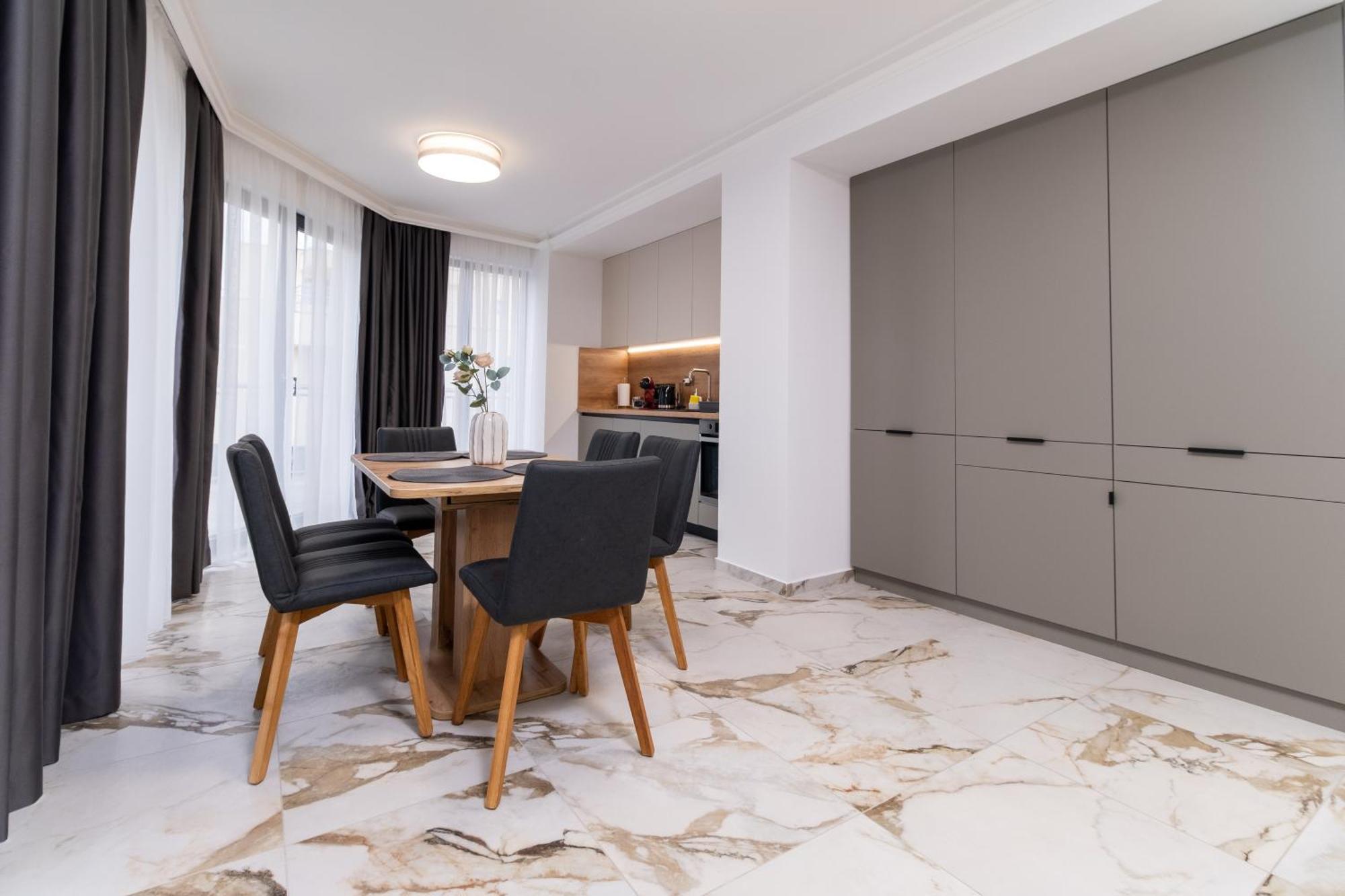 Modern 1-Bedroom Apartments พลอฟดิฟ ภายนอก รูปภาพ